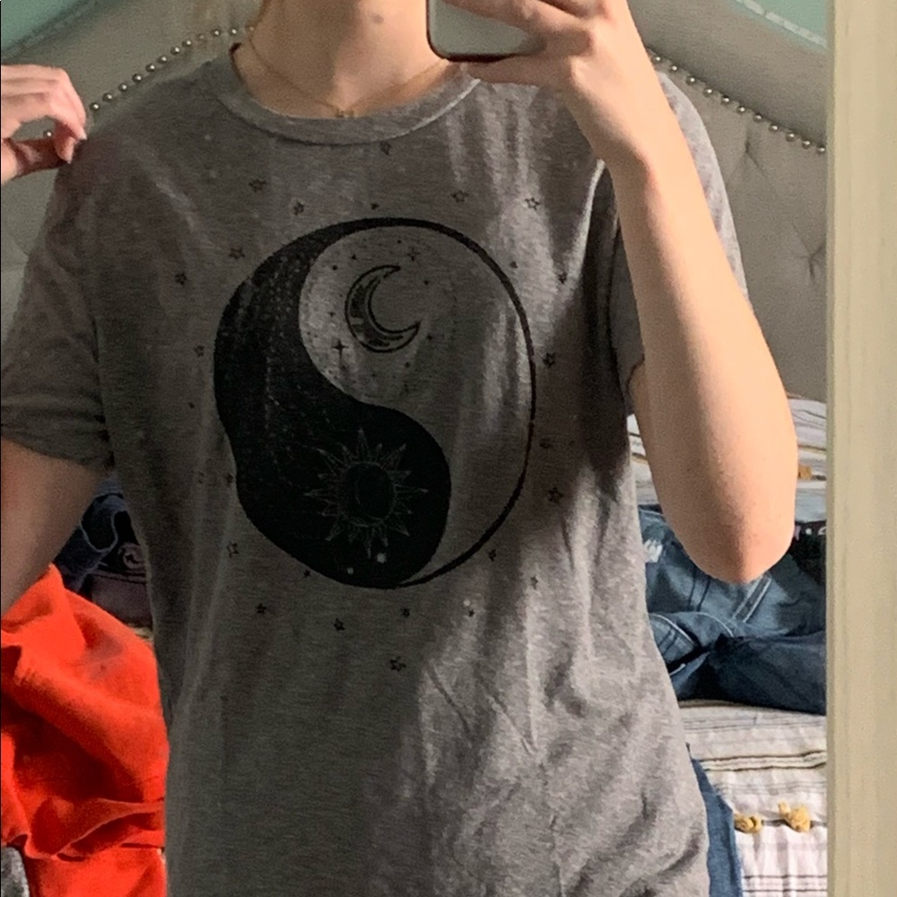 Yin & yang/ sun and moon tee